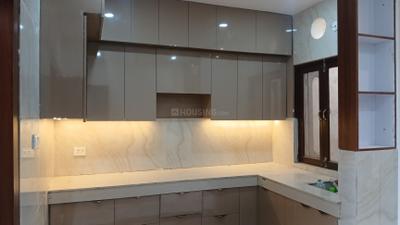 Kitchen Image of 925 Sq.ft 2 BHK Apartment / Flat for sale in Shalimar Garden Ghaziabad for Rs. 4975000