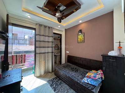 Bedroom Image of 850 Sq.ft 3 BHK Builder Floor for sale in Govindpuri New Delhi for Rs. 7000000