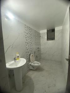 Bathroom Image of 1600 Sq.ft 3 BHK Apartment / Flat for rent in Anisabad Patna for Rs. 25000