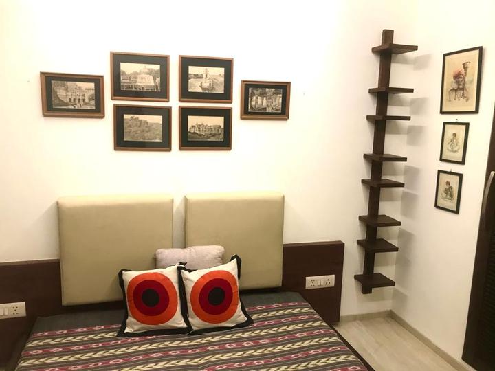 HAUZ KHAZ Bedroom 1