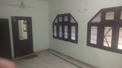 Living Room Image of 500 Sq.ft 2 BHK Builder Floor for rent in Asharfabad Lucknow for Rs. 8000