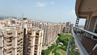 Balcony Image of 2370 Sq.ft 3 BHK Apartment / Flat for rent in Supertech ORB, Sector 74 Noida for Rs. 60000