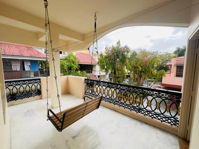 Balcony Image of 1980 Sq.ft 4 BHK Independent House for sale in Vejalpur Ahmedabad for Rs. 17500000
