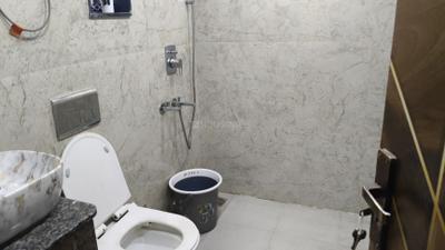 Image of 1700 Sq.ft 3 BHK Apartment / Flat for rent in DDA Indraprasth Apartment, Sector 12 Dwarka, New Delhi for Rs. 55000