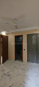 Bedroom Image of 1440 Sq.ft 3 BHK Builder Floor for sale in Chittaranjan Park New Delhi for Rs. 29500000