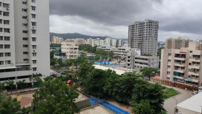 Balcony Image of 950 Sq.ft 2 BHK Apartment / Flat for rent in Mantra Essence, Undri Pune for Rs. 17500