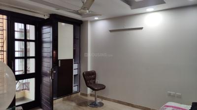 Bedroom Image of 1900 Sq.ft 3 BHK Builder Floor for rent in Kirti Nagar New Delhi for Rs. 70000
