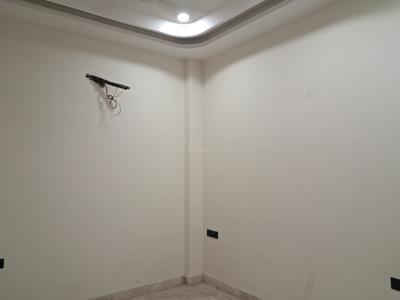 Bedroom Image of 1350 Sq.ft 3 BHK Builder Floor for sale in Paschim Vihar New Delhi for Rs. 25000000