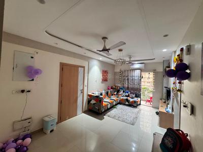Living Room Image of 1190 Sq.ft 2 BHK Apartment / Flat for sale in Adani The Meadows, Shantigram Ahmedabad for Rs. 7500000