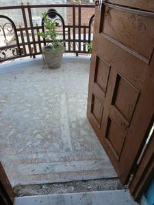 Balcony Image of 350 Sq.ft 1.5 BHK Independent House for rent in Rajajipuram Lucknow for Rs. 8000