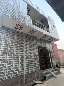Image of 700 Sq.ft 4 BHK Independent House for rent in Nai Basti Dundahera, Ghaziabad for Rs. 17000