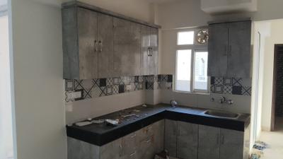 Kitchen Image of 950 Sq.ft 2 BHK Apartment / Flat for sale in Signature Global The Serenas, Sector 36 Sohna for Rs. 6525000