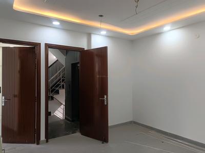 Living Room Image of 2200 Sq.ft 3 BHK Builder Floor for sale in Rohini Sector 28 New Delhi for Rs. 20500000