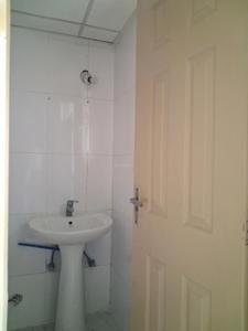 Bedroom One Image of 1150 Sq.ft 2.5 BHK Apartment / Flat for sale in Supertech Cape Town, Sector 74 Noida for Rs. 12000000