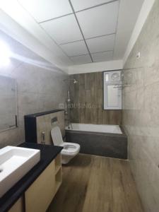Image of 2800 Sq.ft 4 BHK Apartment / Flat for sale in Wave Veridia, Wave City, Ghaziabad for Rs. 35000000