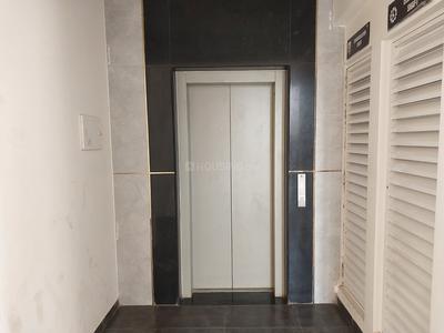 Image of 1501 Sq.ft 3 BHK Apartment / Flat for sale in Casagrand Castle, Kolapakkam, Chennai for Rs. 17000000