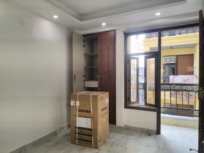 Bedroom Image of 900 Sq.ft 2 BHK Builder Floor for sale in Neb Sarai New Delhi for Rs. 5500000
