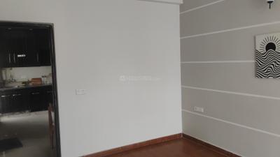 Bedroom Image of 1400 Sq.ft 2.5 BHK Apartment / Flat for rent in Kingswood Court, Crossings Republik Ghaziabad for Rs. 22000