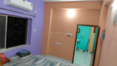 Bedroom Image of 500 Sq.ft 1 BHK Apartment / Flat for rent in Keshtopur Kolkata for Rs. 15000