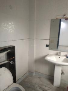 Bathroom Image of 1100 Sq.ft 2 BHK Builder Floor for rent in Tagore Garden Extension New Delhi for Rs. 35000