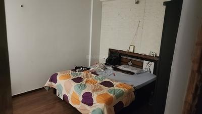 Bedroom Image of 768 Sq.ft 2 BHK Apartment / Flat for sale in Swagat Flamingo, Sargasan Gandhinagar for Rs. 5700000