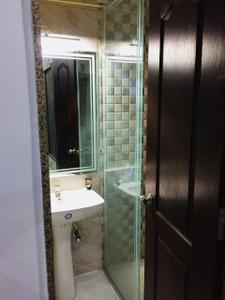 Bathroom Image of 2500 Sq.ft 4 BHK Apartment / Flat for sale in Ghorpadi Pune for Rs. 35000000