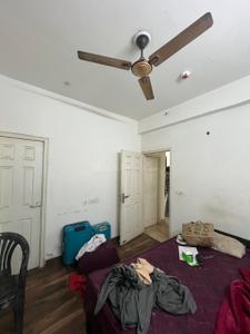 Bedroom Image of 850 Sq.ft 3 BHK Apartment / Flat for sale in Migsun Twiinz, Eta II Greater Noida for Rs. 7900000