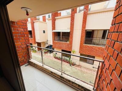 Balcony Image of 1500 Sq.ft 4 BHK Apartment / Flat for rent in Vadsar Vadodara for Rs. 22000