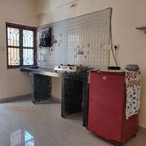 Kitchen Image of 600 Sq.ft 1 BHK Apartment / Flat for rent in Assagao Goa for Rs. 27000