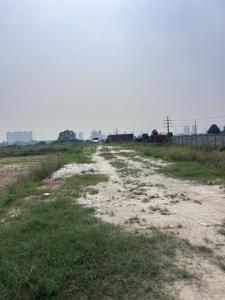 Image of 1350 Sq.ft Residential Plot / Land for sale in Sector 148, Noida for Rs. 6000000