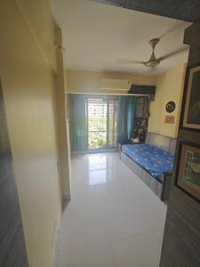 Hall Image of 1260 Sq.ft 3 BHK Apartment / Flat for rent in Vile Parle East Mumbai for Rs. 115000