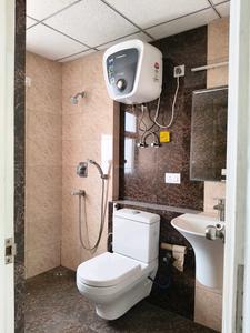 Bedroom One Image of 1300 Sq.ft 2.5 BHK Apartment / Flat for rent in Shree Vardhman Victoria, Sector 70 Gurgaon for Rs. 40500