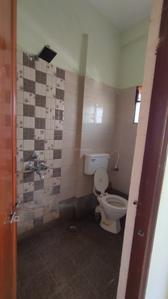 Bathroom Image of 1000 Sq.ft 2 BHK Apartment / Flat for rent in Rajapeth Amravati for Rs. 11000