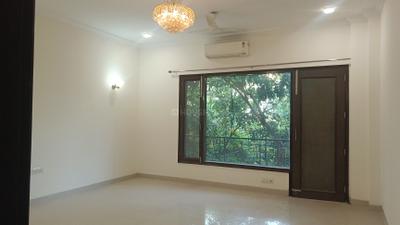 Bedroom Image of 2000 Sq.ft 3 BHK Builder Floor for rent in Unitech Nirvana Country, Sector 50 Gurgaon for Rs. 80000