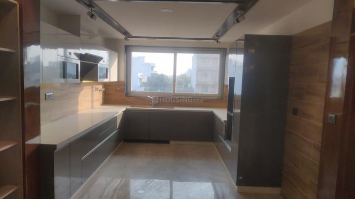 Vridhi Modern Floor Main Image 1