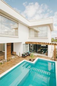Image of 3200 Sq.ft 4 BHK Villa for sale in Navrangpura, Ahmedabad for Rs. 49500000