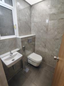 Bathroom Image of 1900 Sq.ft 4 BHK Apartment / Flat for sale in Dosti Greenscapes Phase 3, Hadapsar Pune for Rs. 18100000