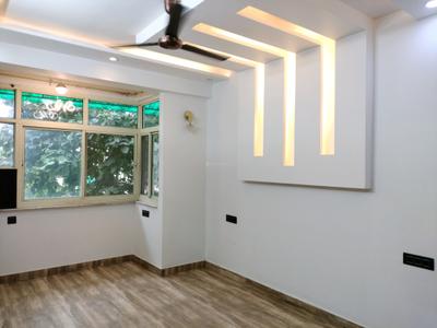 Bedroom Image of 2100 Sq.ft 4 BHK Apartment / Flat for sale in CGHS Guru Apartments, Sector 6 Dwarka New Delhi for Rs. 35800000