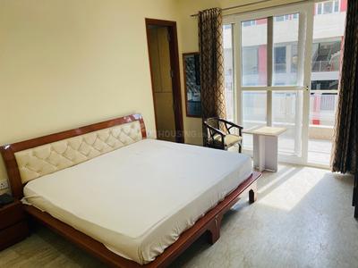 Bedroom Image of URBANROOMZ COLIVING PG GOLF COURSE ROAD in Sector 53, Gurgaon