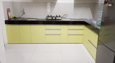Kitchen Image of 2400 Sq.ft 4 BHK Apartment / Flat for sale in Khar West Mumbai for Rs. 130000000