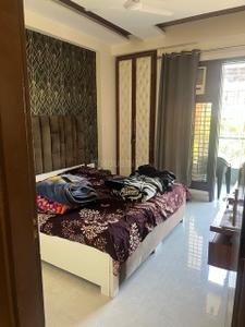Bedroom Image of 1300 Sq.ft 3 BHK Apartment / Flat for sale in Rajendra Nagar Ghaziabad for Rs. 12500000