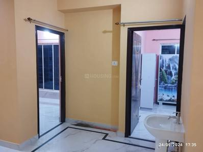 Hall Image of 960 Sq.ft 2 BHK Apartment / Flat for rent in Kasba Kolkata for Rs. 20000