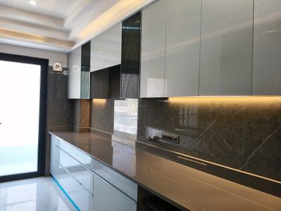 Kitchen Image of 1700 Sq.ft 3 BHK Apartment / Flat for sale in Devinder Vihar, Sector 56 Gurgaon for Rs. 24000000