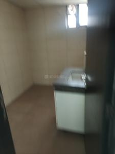 Bathroom Image of 3000 Sq.ft 4 BHK Apartment / Flat for rent in Tata Primanti, Sector 72 Gurgaon for Rs. 120000