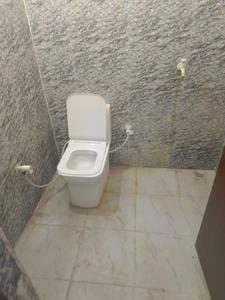 Bathroom Image of 300 Sq.ft 1 RK Independent House for rent in Sector 44 Noida for Rs. 8500