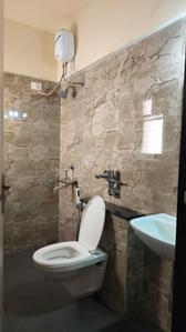 Bathroom Image of 320 Sq.ft 1 RK Apartment / Flat for rent in Nyati Elysia, Kharadi Pune for Rs. 23500