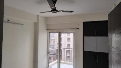 Bedroom Image of 1140 Sq.ft 2.5 BHK Apartment / Flat for rent in Anthem French Apartments, Noida Extension Greater Noida for Rs. 23000