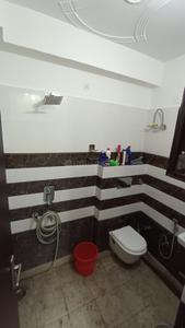 Bathroom Image of 675 Sq.ft 2 BHK Apartment / Flat for sale in Shahdara New Delhi for Rs. 4500000