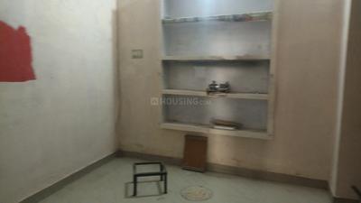 Bedroom Image of 1000 Sq.ft 2 BHK Independent House for rent in Rajajipuram Lucknow for Rs. 8000