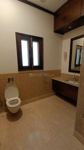 Bathroom Image of 7200 Sq.ft 5 BHK Builder Floor for rent in Panchsheel Park New Delhi for Rs. 425000